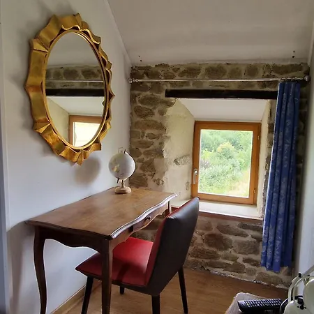 D'hotes Du Manoir Du Salmon Bed & Breakfast